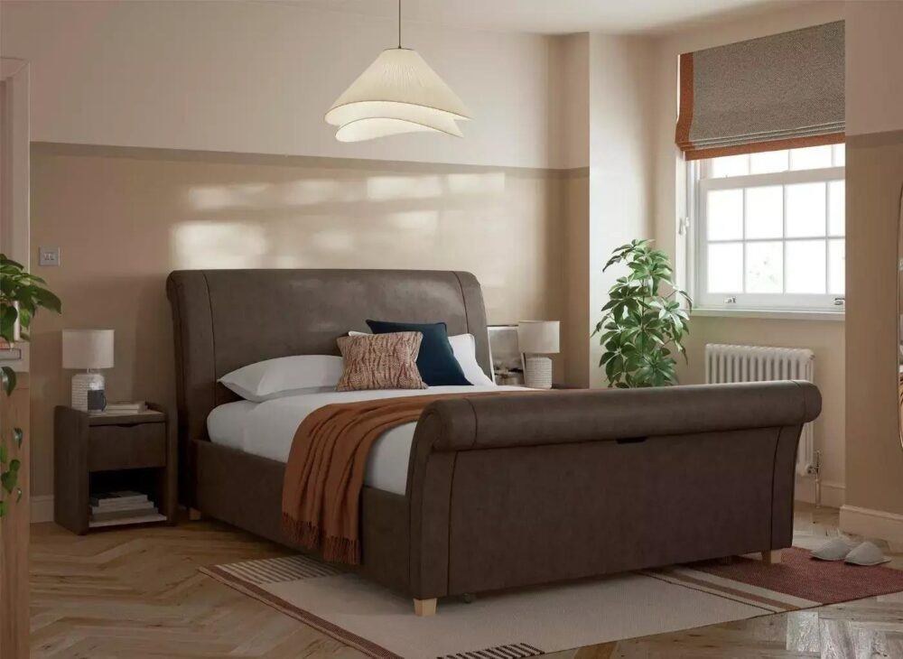 Warming bedroom colour ideas
