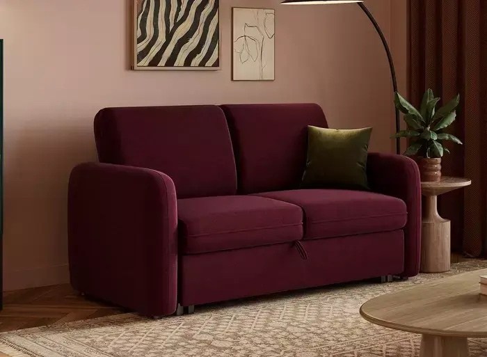 Stunning colours that complement burgundy