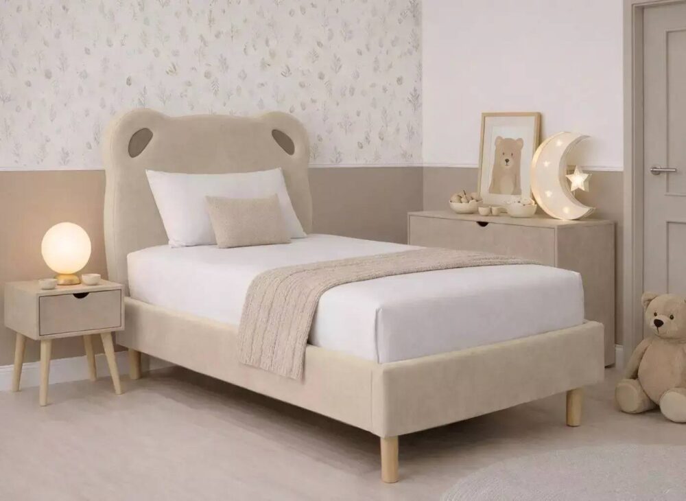 Cute and cuddly teddy bear bedroom ideas