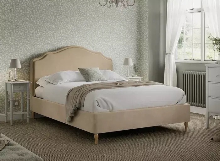Vintage bedroom ideas to create a timeless escape