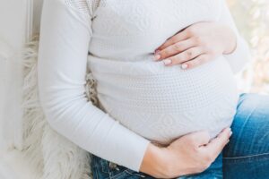 Sleeping Positions During Pregnancy and How to Sleep After Giving Birth