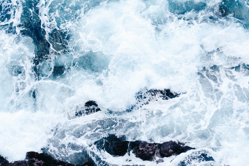 image of ocean waves to show ocean as a sound for sleep