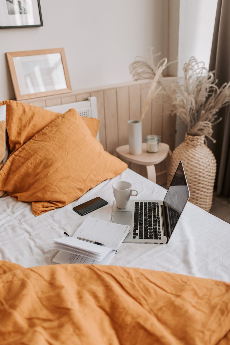 13. Choose lightweight linen sheets and bedding - How to Keep Cool at Night