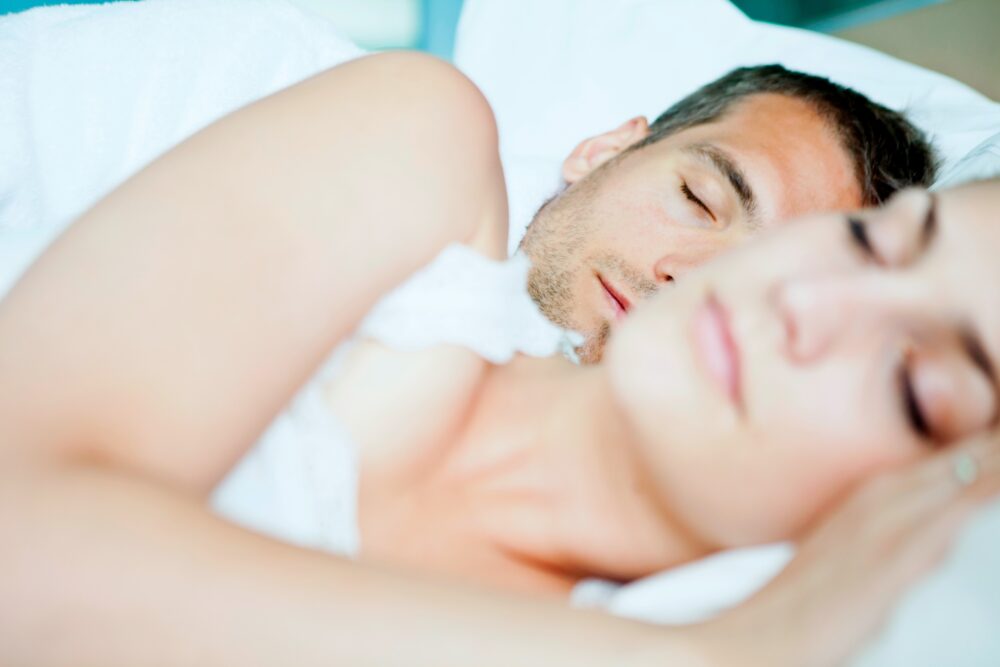 The Scandinavian Sleep Method: Why Couples Sleep Better With Two Duvets
