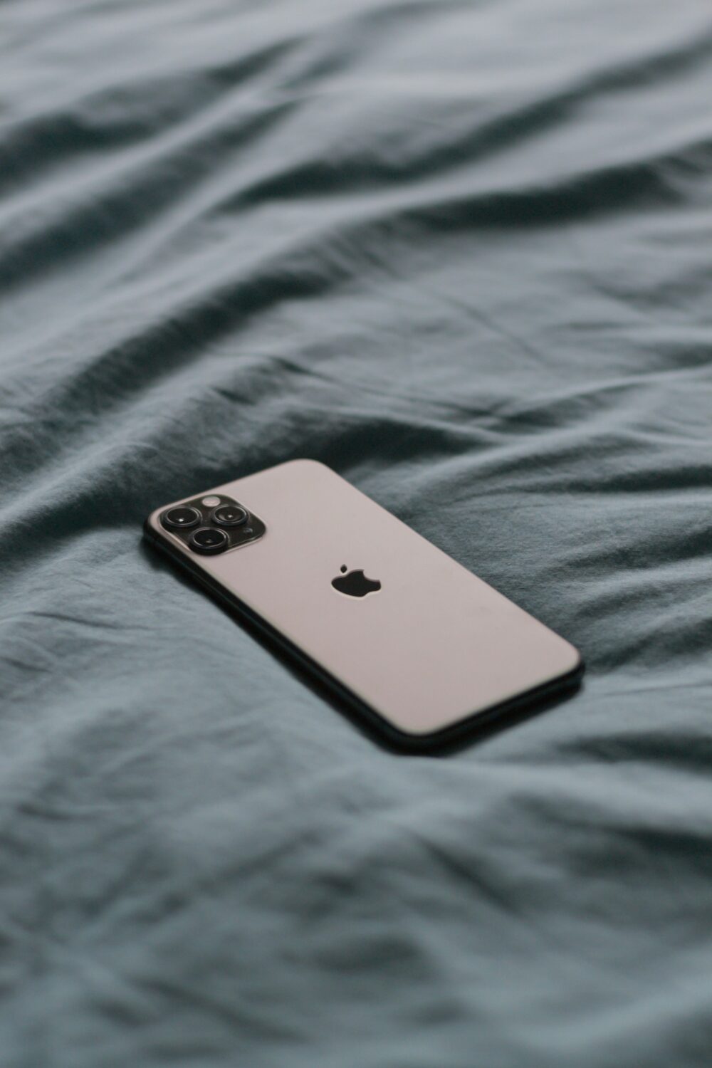 Turn off phone notifications before bed