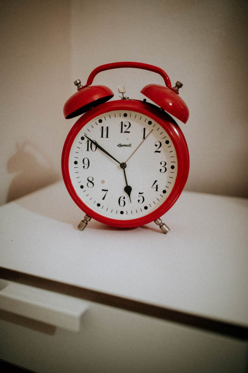4. Set an alarm